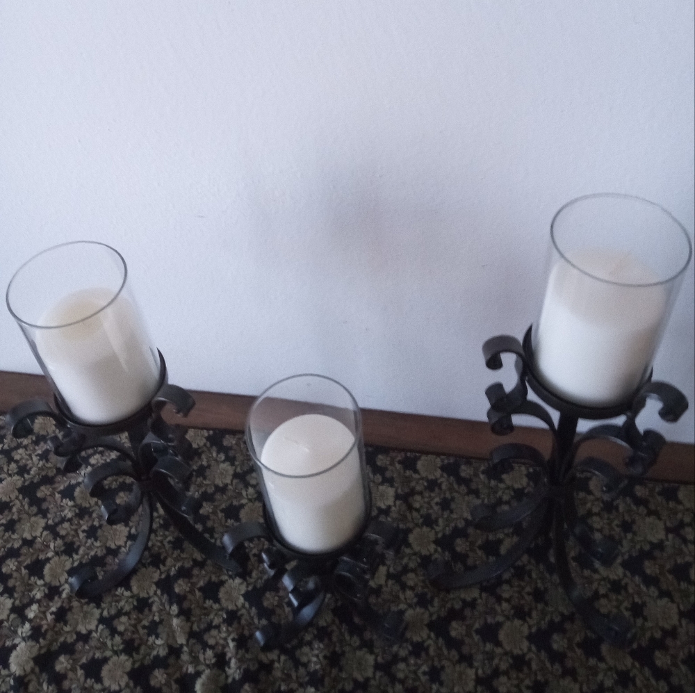 Candle Set - Picture 3 of 5